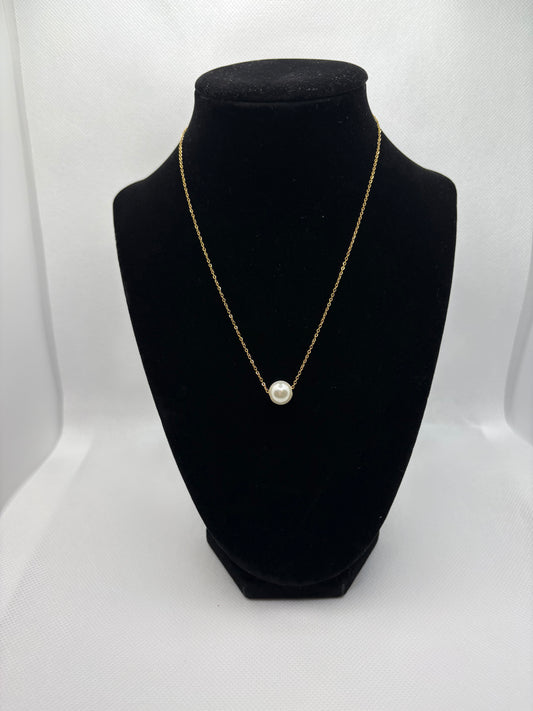 Pearl necklace